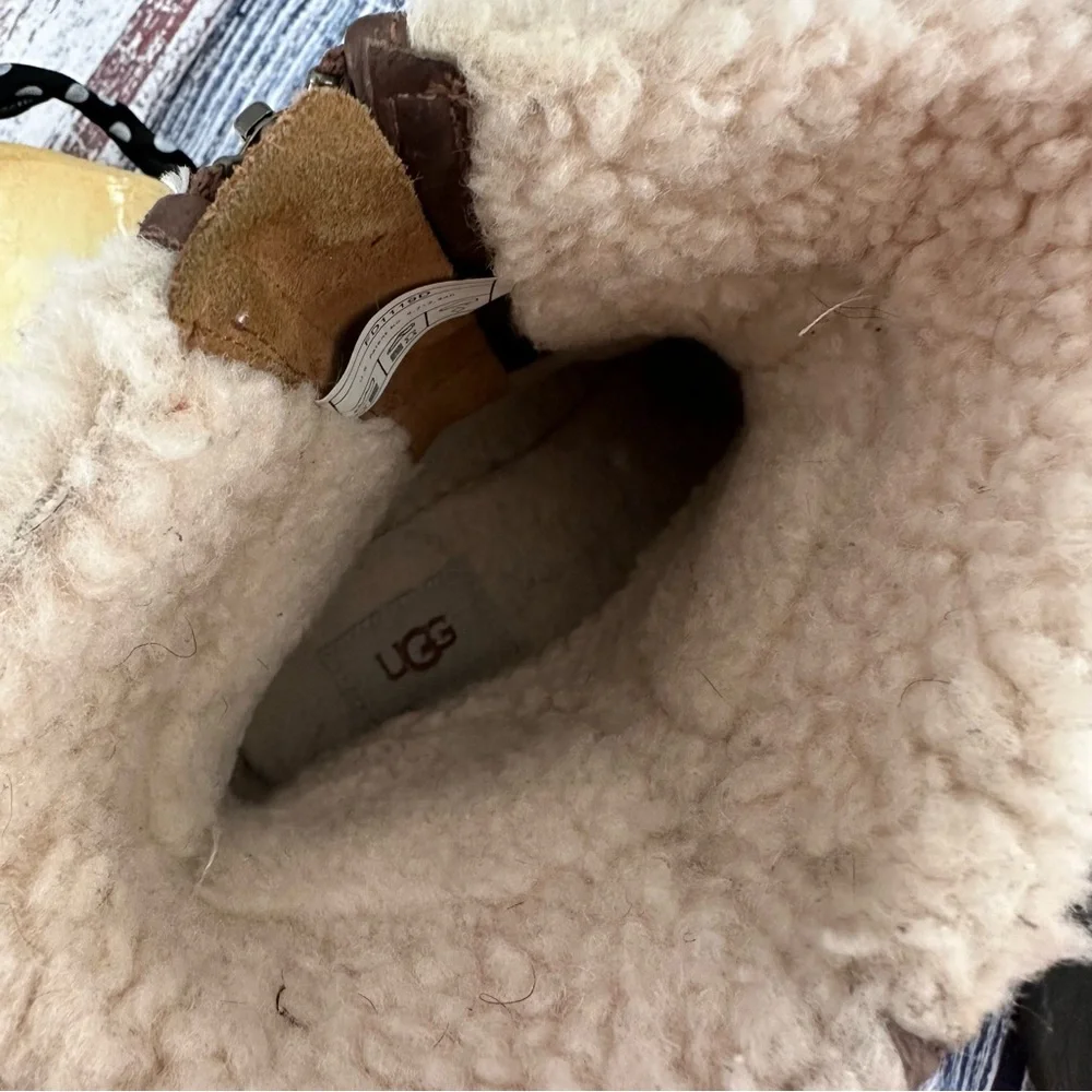 UGG Women’s Blayre Boot Shearling-Lined Leather Boots